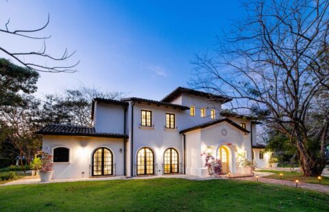 Seaside Home in Beach & Golf Resort Community